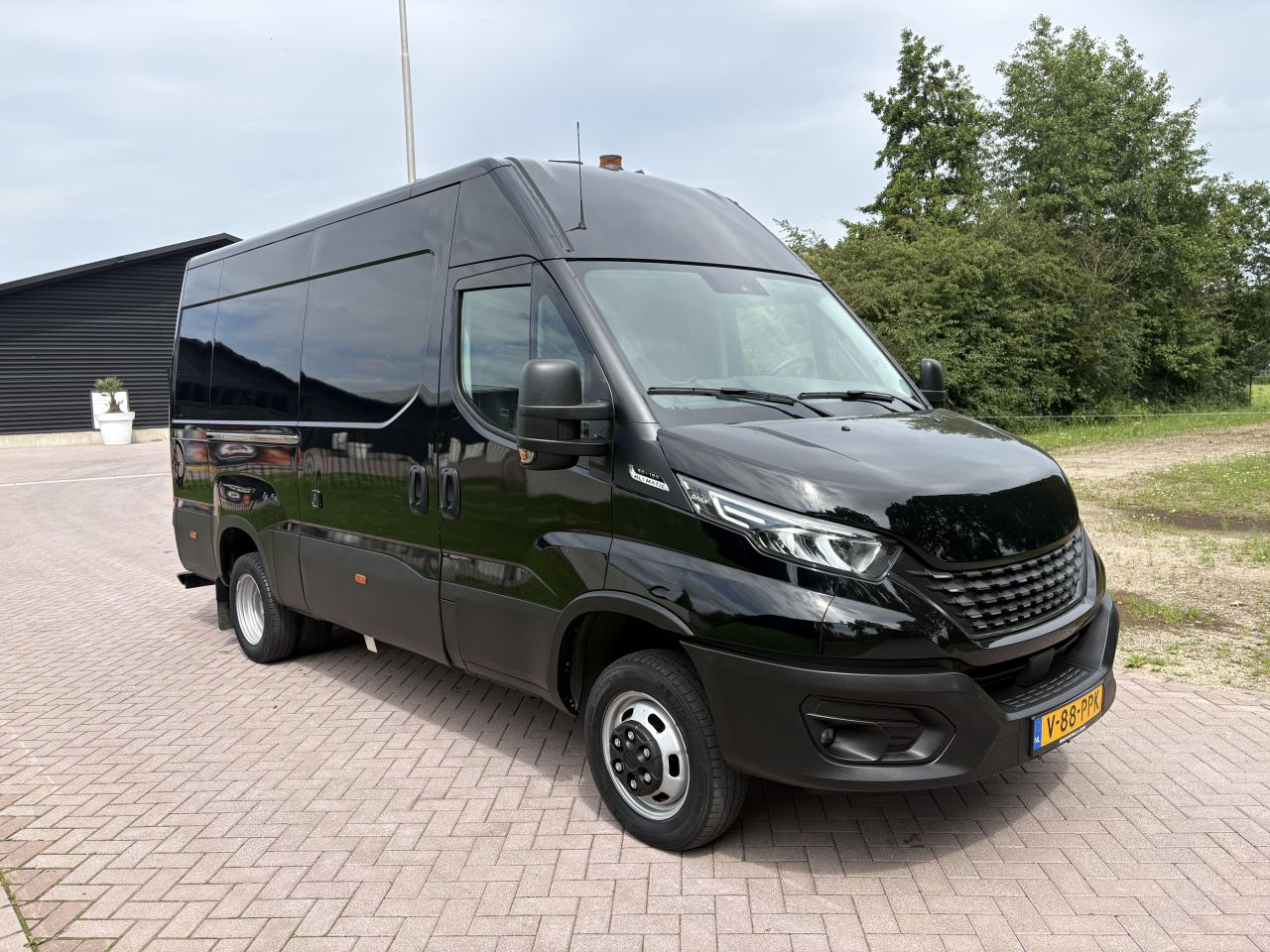 Iveco Daily 50C18 Hi Matic automaat lucht geremd 11.9 ton