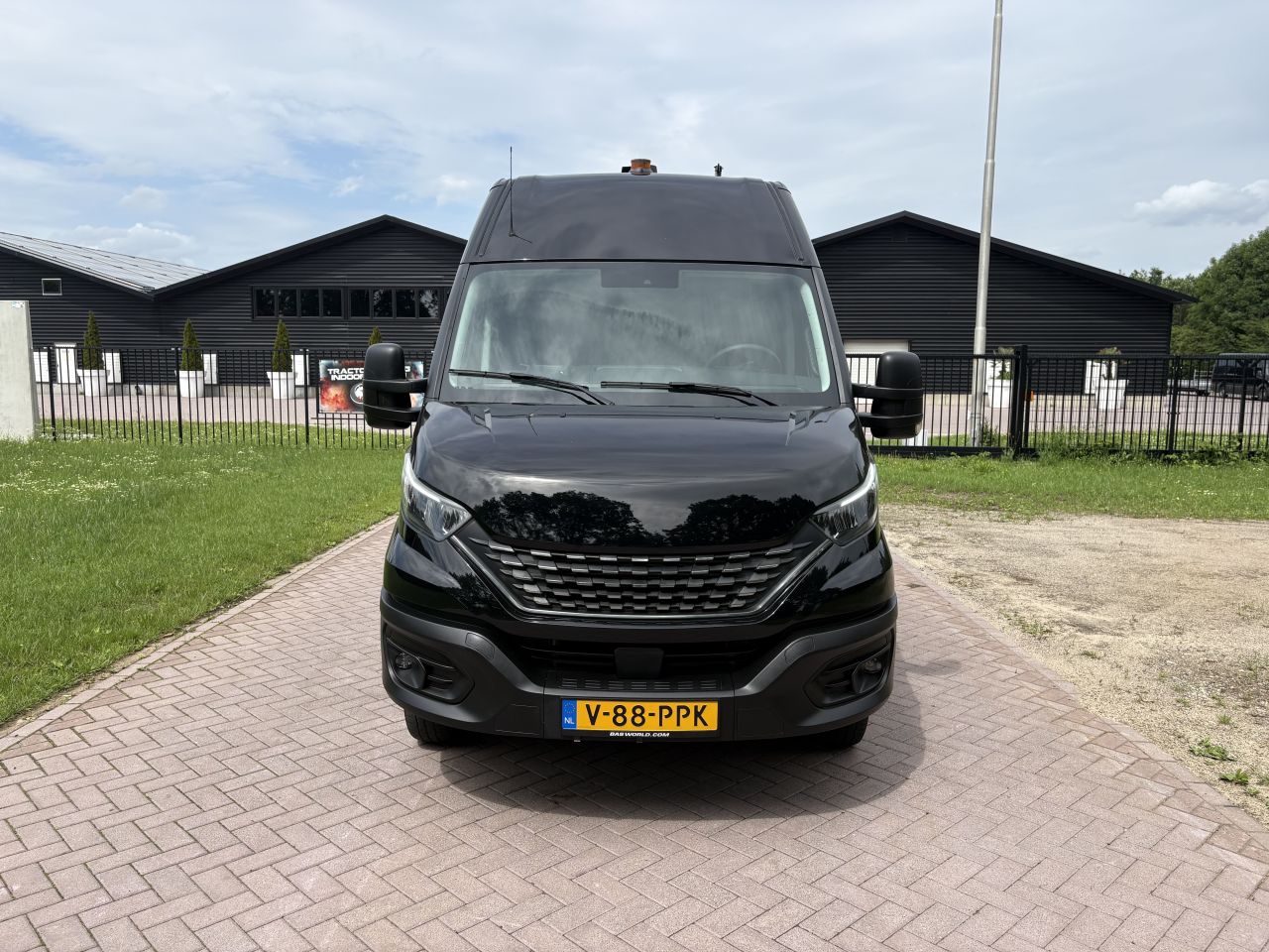 Iveco Daily 50C18 Hi Matic automaat lucht geremd 11.9 ton