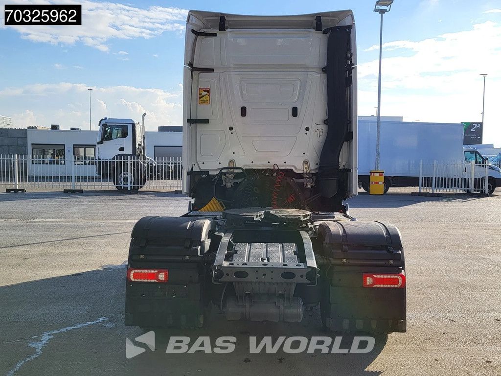 Mercedes Actros 1845 4X2 BigSpace Retarder 2xTanks Standklima