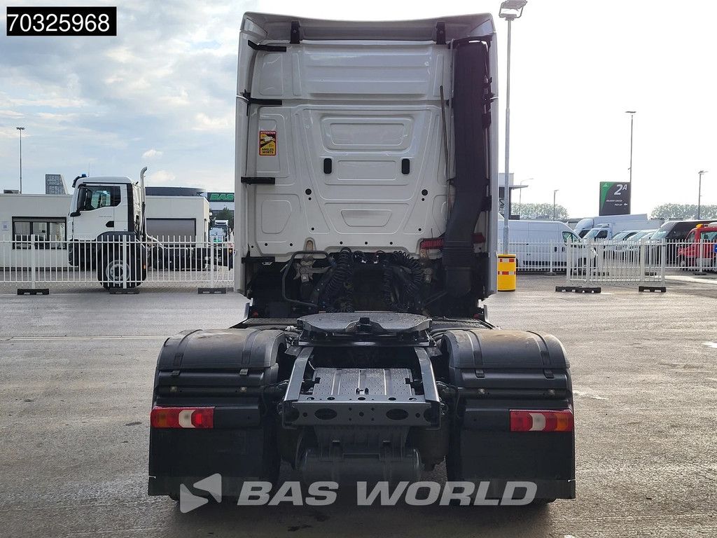 Mercedes Actros L 1845 4X2 BigSpace Retarder 2xTanks Standklima