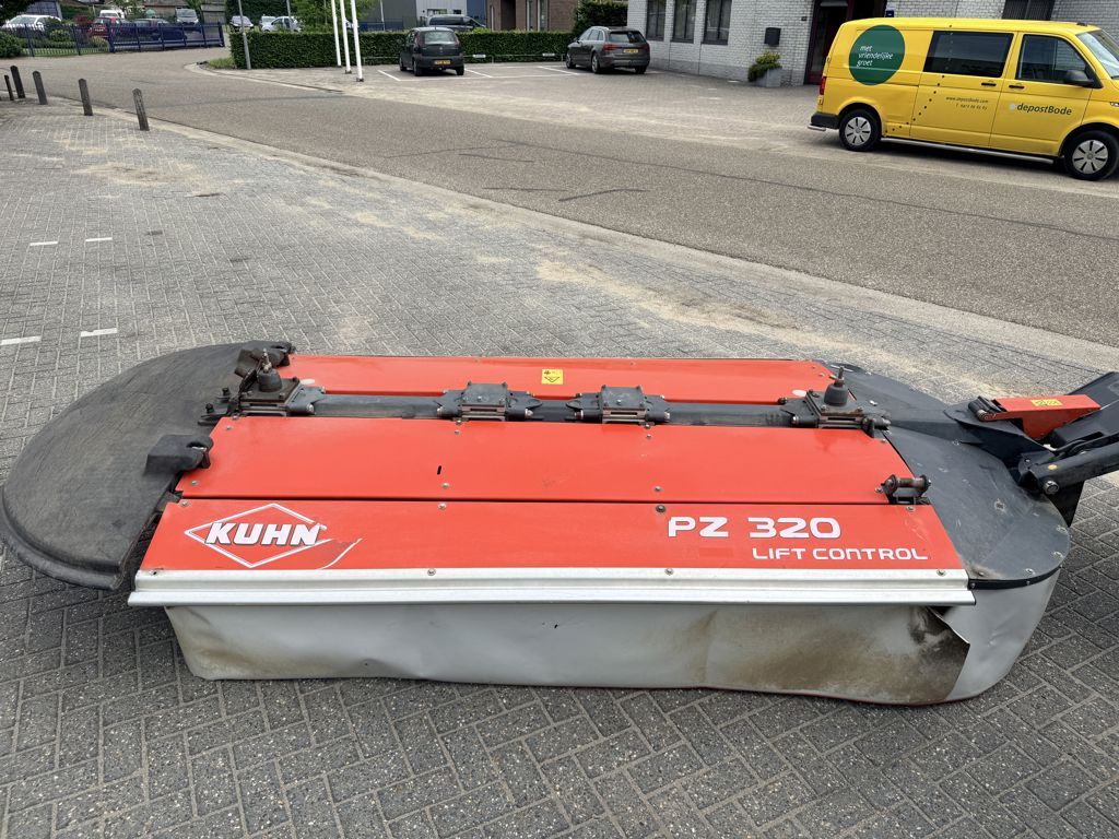 Kuhn PZ320 Lift Control
