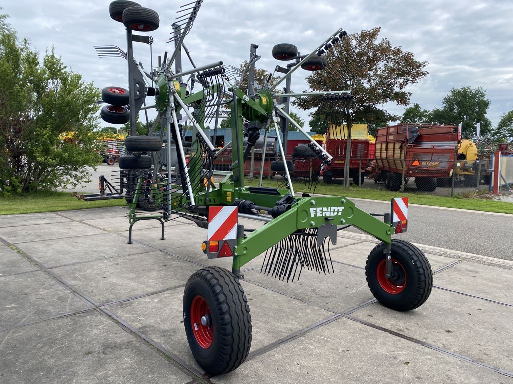 Fendt Former 880