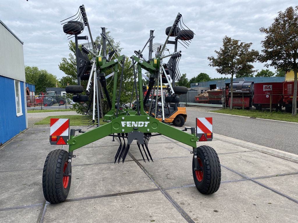 Fendt Former 880