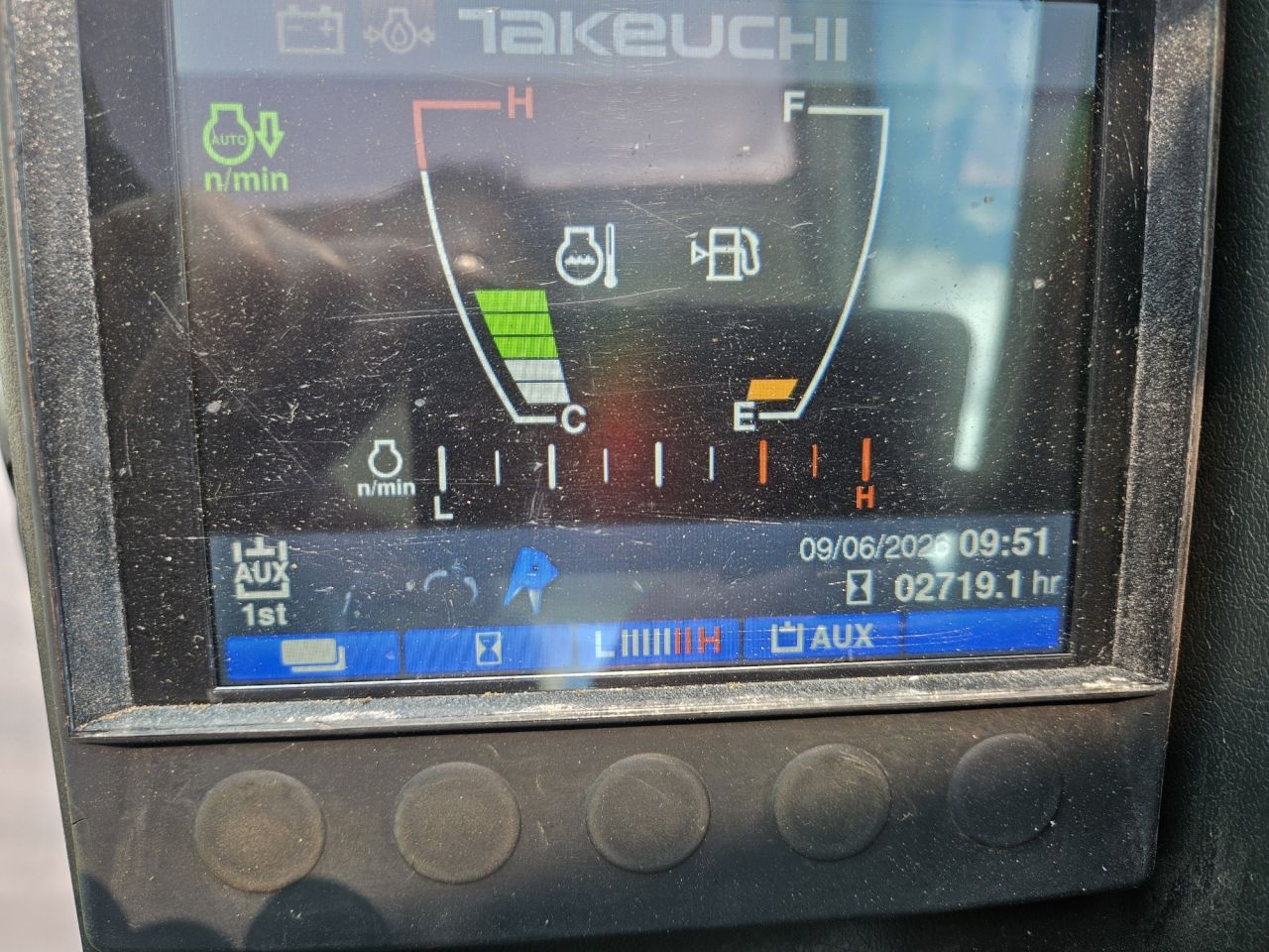 Takeuchi TB250-2 Stage V