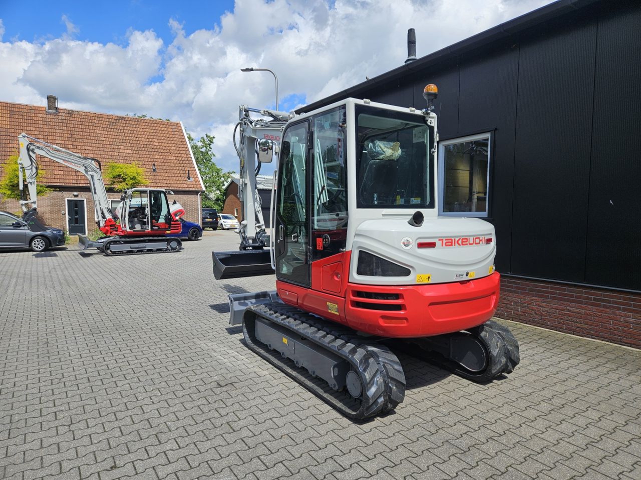 Takeuchi TB250-2 Stage V