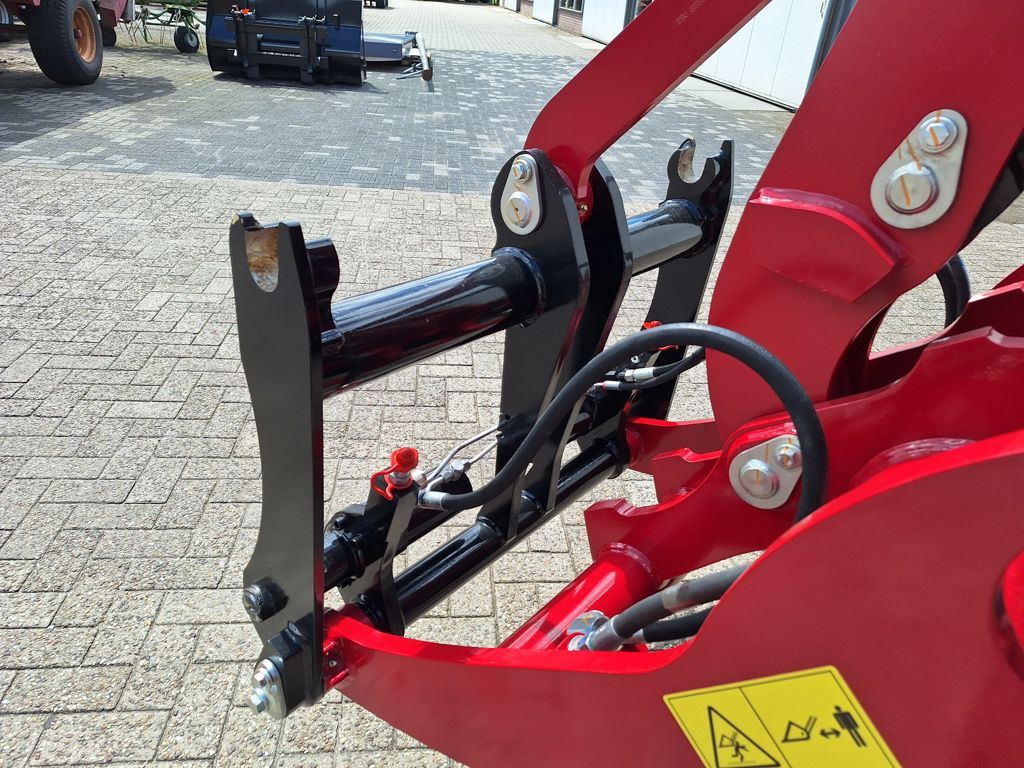 Yanmar V100-5