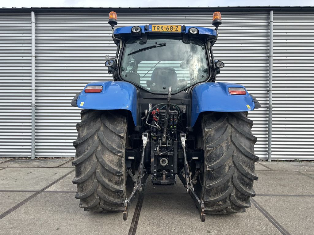 New Holland T6050