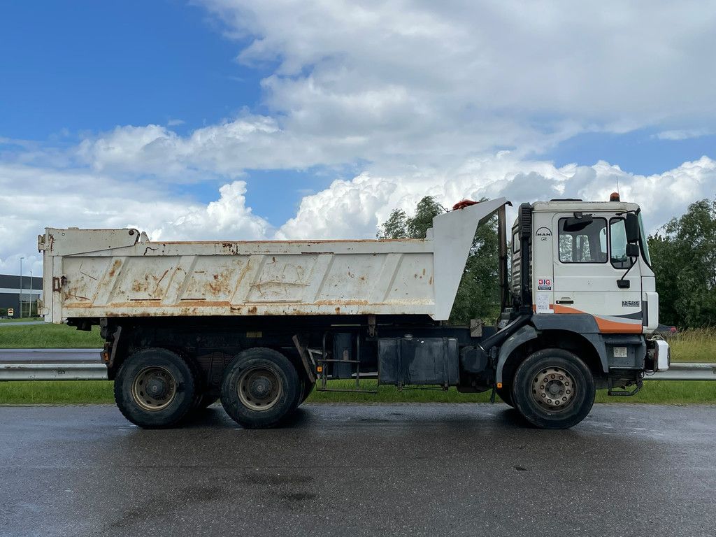 MAN 33.403