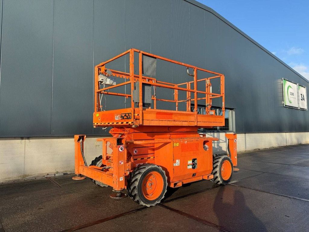 Skyjack SJ6832RT Diesel Scissor Lift 11.7m 454kg 2015