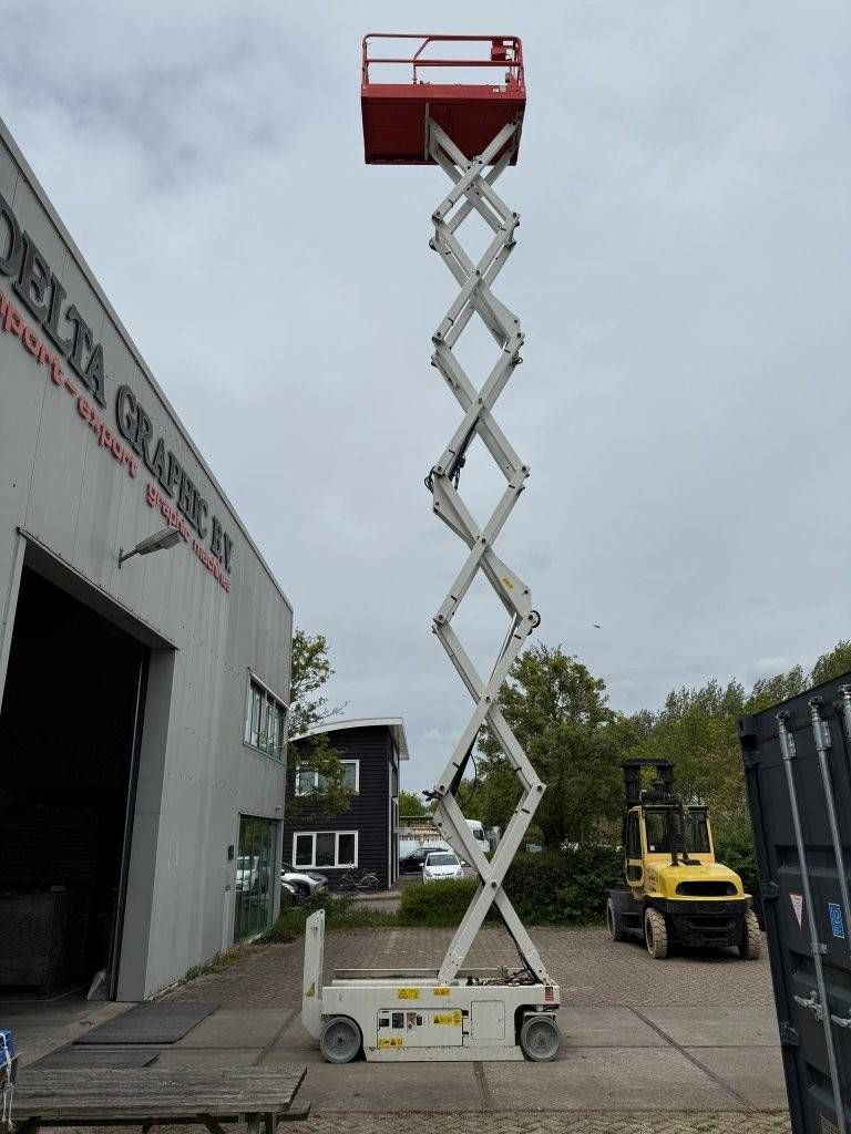 Schaarhoogwerker Genie GS-4047 Elektrisch 13.7m 350kg 2015