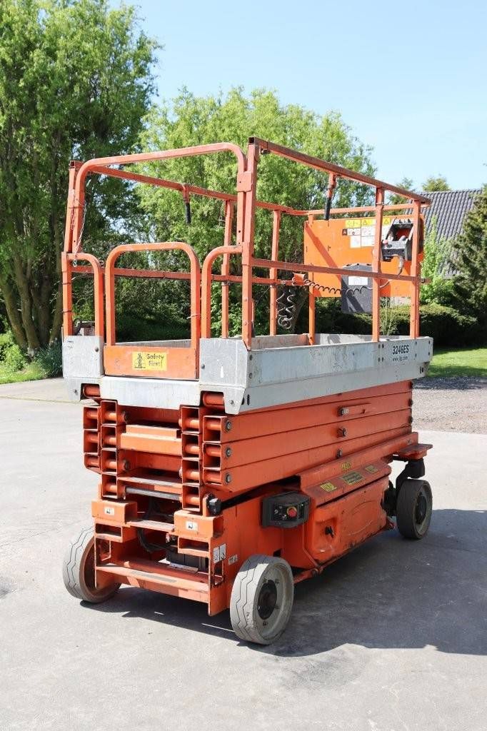 Scissor lift JLG 3246ES Electric 11.68m 2010