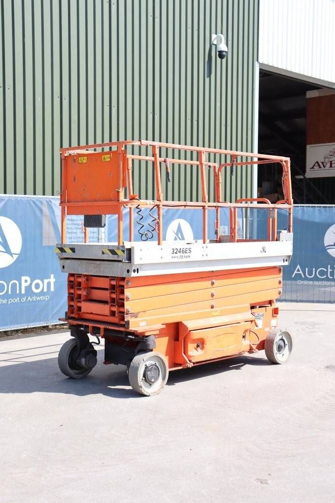 Scissor lift JLG 3246ES Electric 11.68m 2010