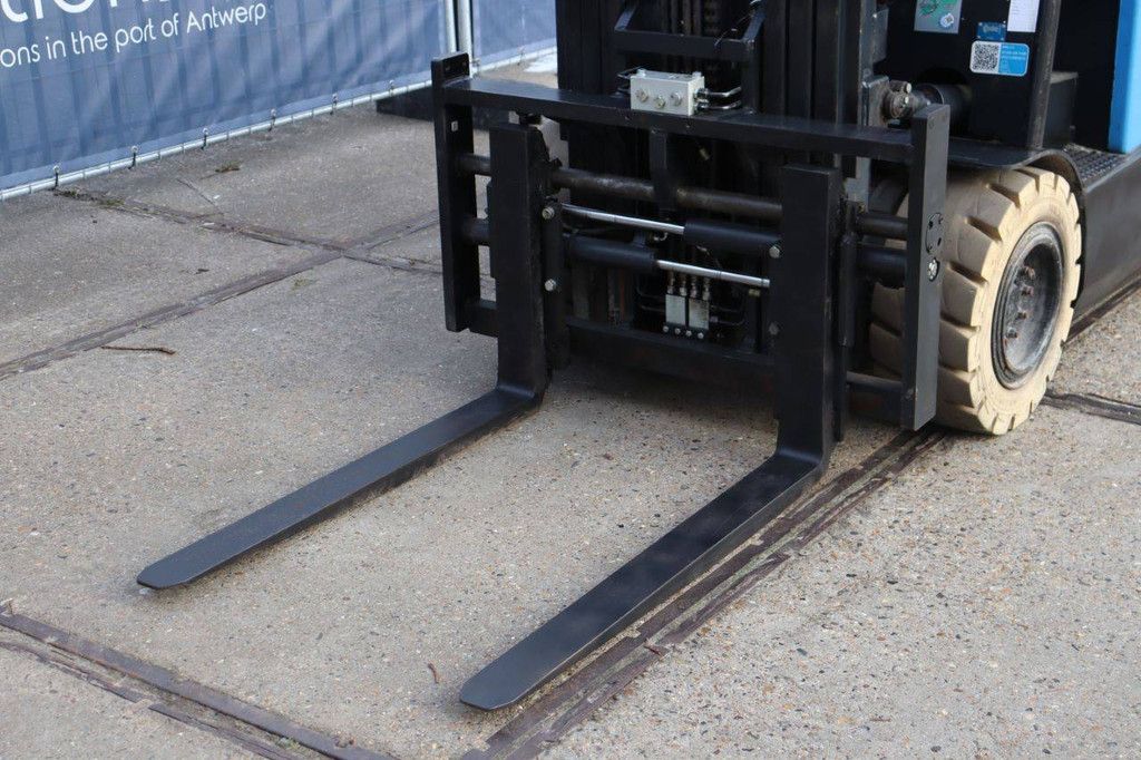 Doosan B35X-7 Electric Forklift 3500kg 6.0m 2021