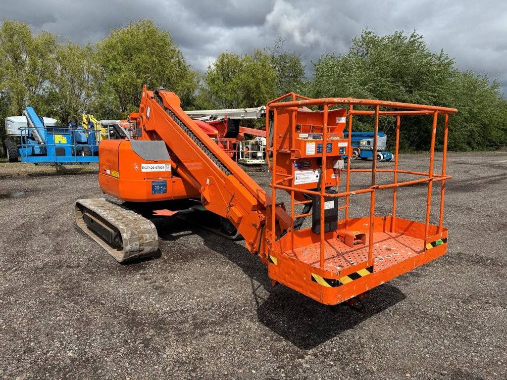 Hitachi HX99B-2 Diesel-Teleskoparbeitsbühne 11,7 m 2007