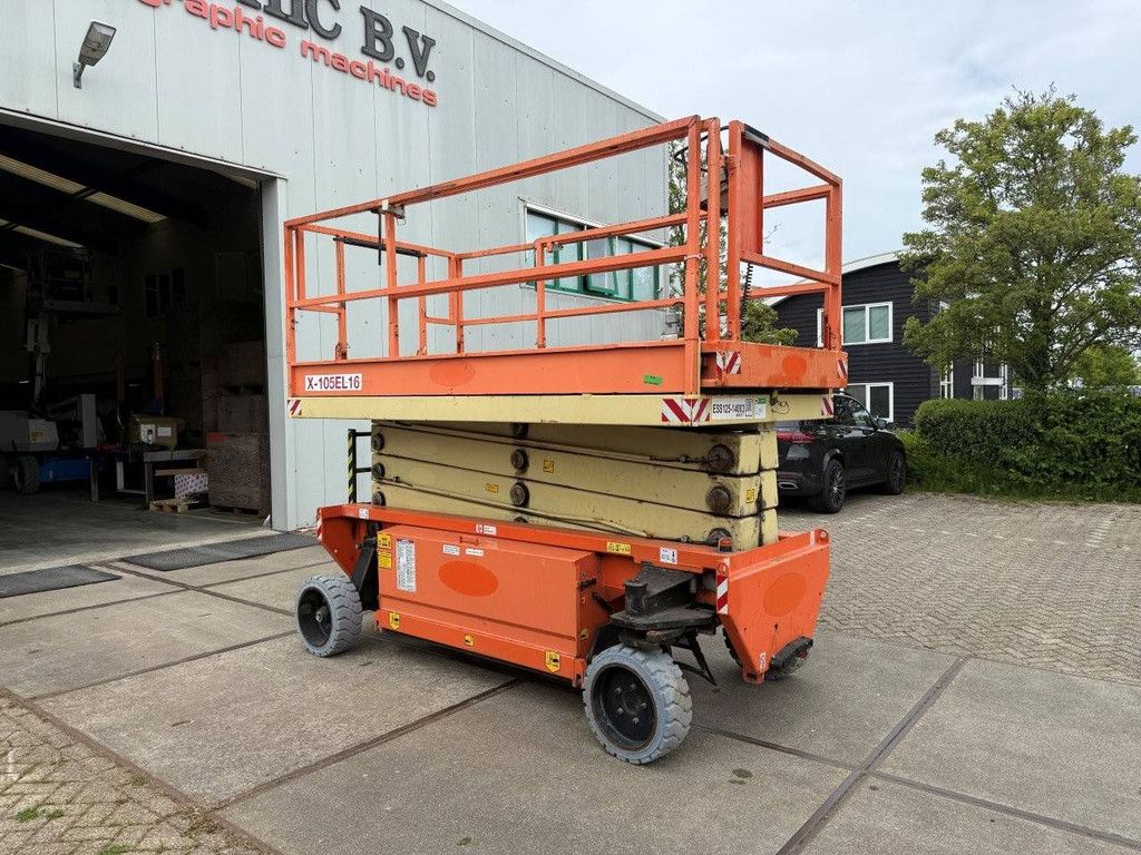 Scissor Lift Holland Lift X-105EL16 Electric 650kg 10.7m 2014