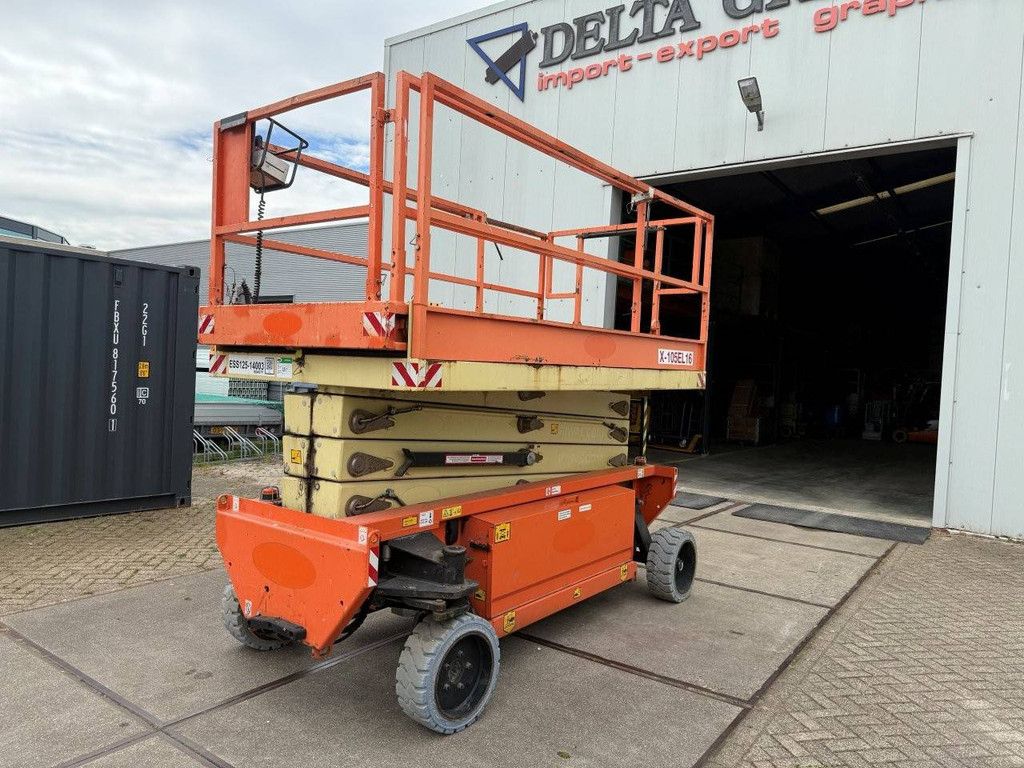 Scissor Lift Holland Lift X-105EL16 Electric 650kg 10.7m 2014