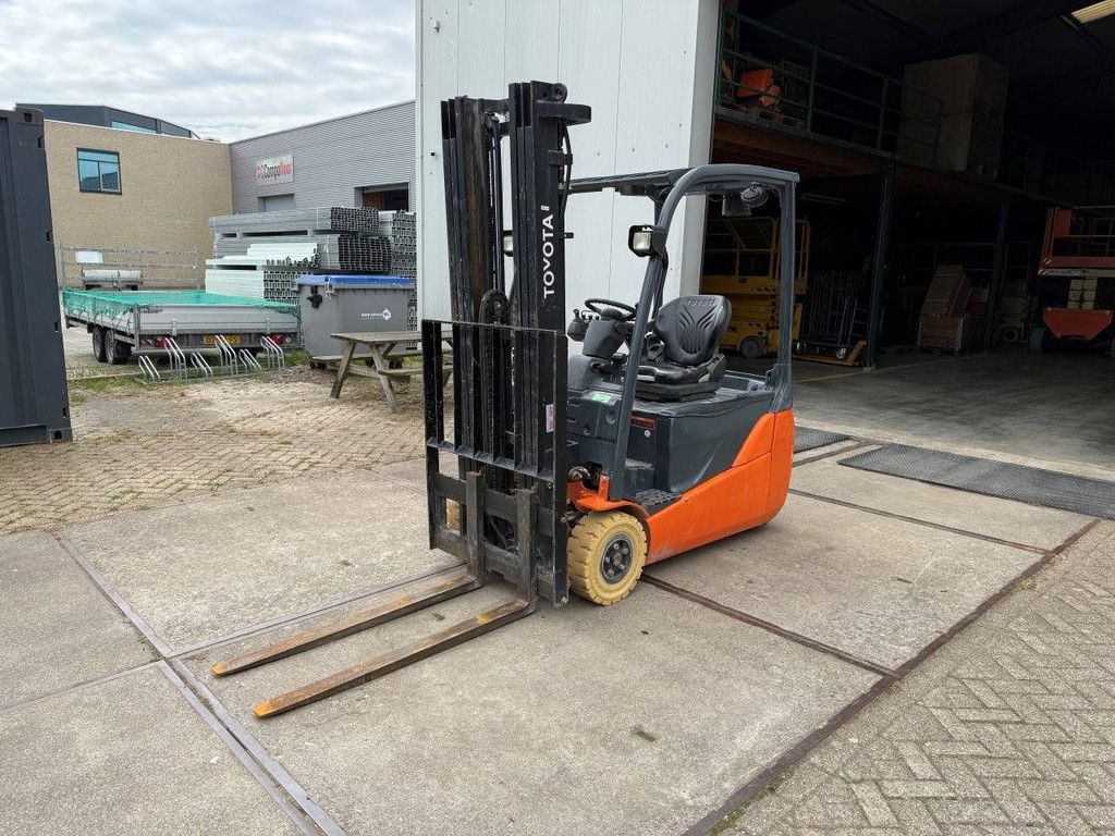 Toyota 8FBET16 Electric Forklift 1600kg 5.0m 2012