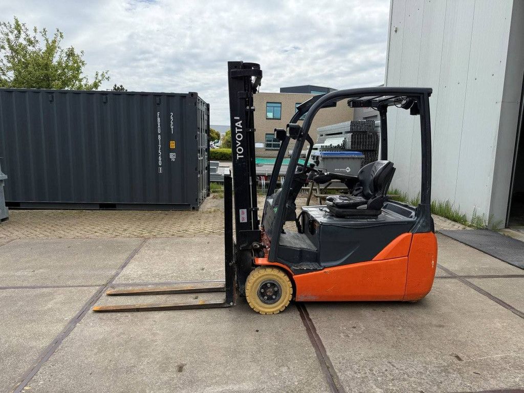 Toyota 8FBET16 Electric Forklift 1600kg 5.0m 2012