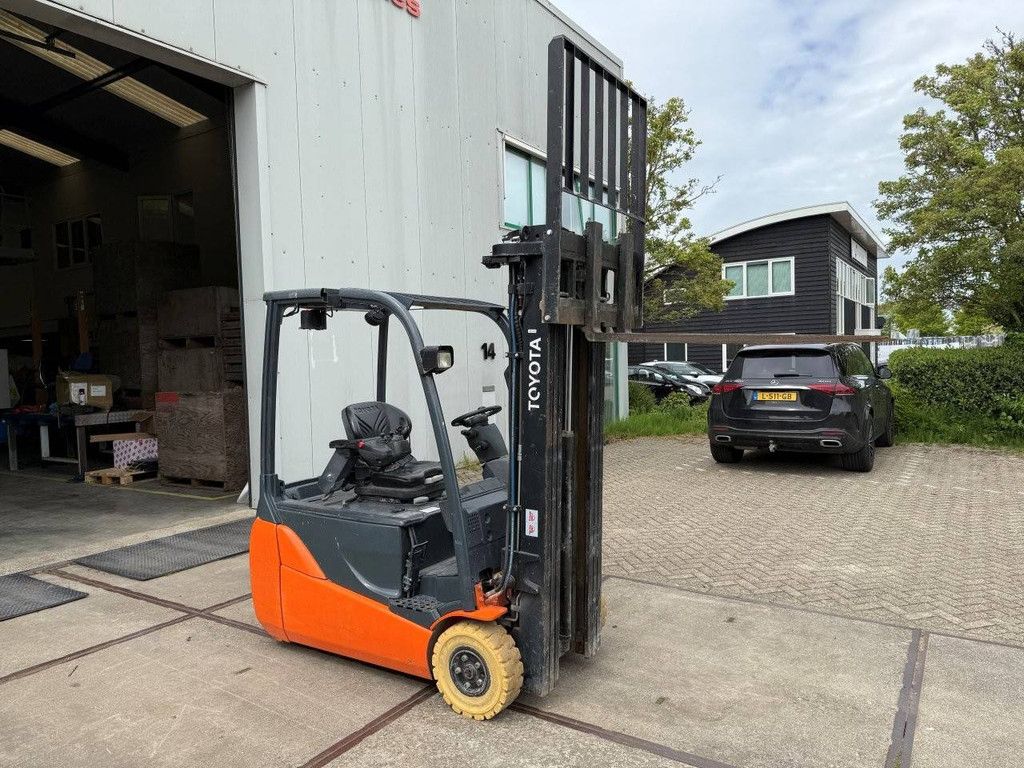 Toyota 8FBET16 Electric Forklift 1600kg 5.0m 2012