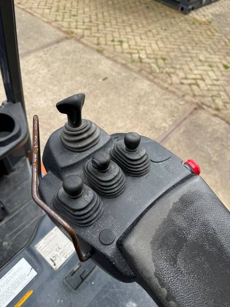 Toyota 8FBET16 Electric Forklift 1600kg 5.0m 2012