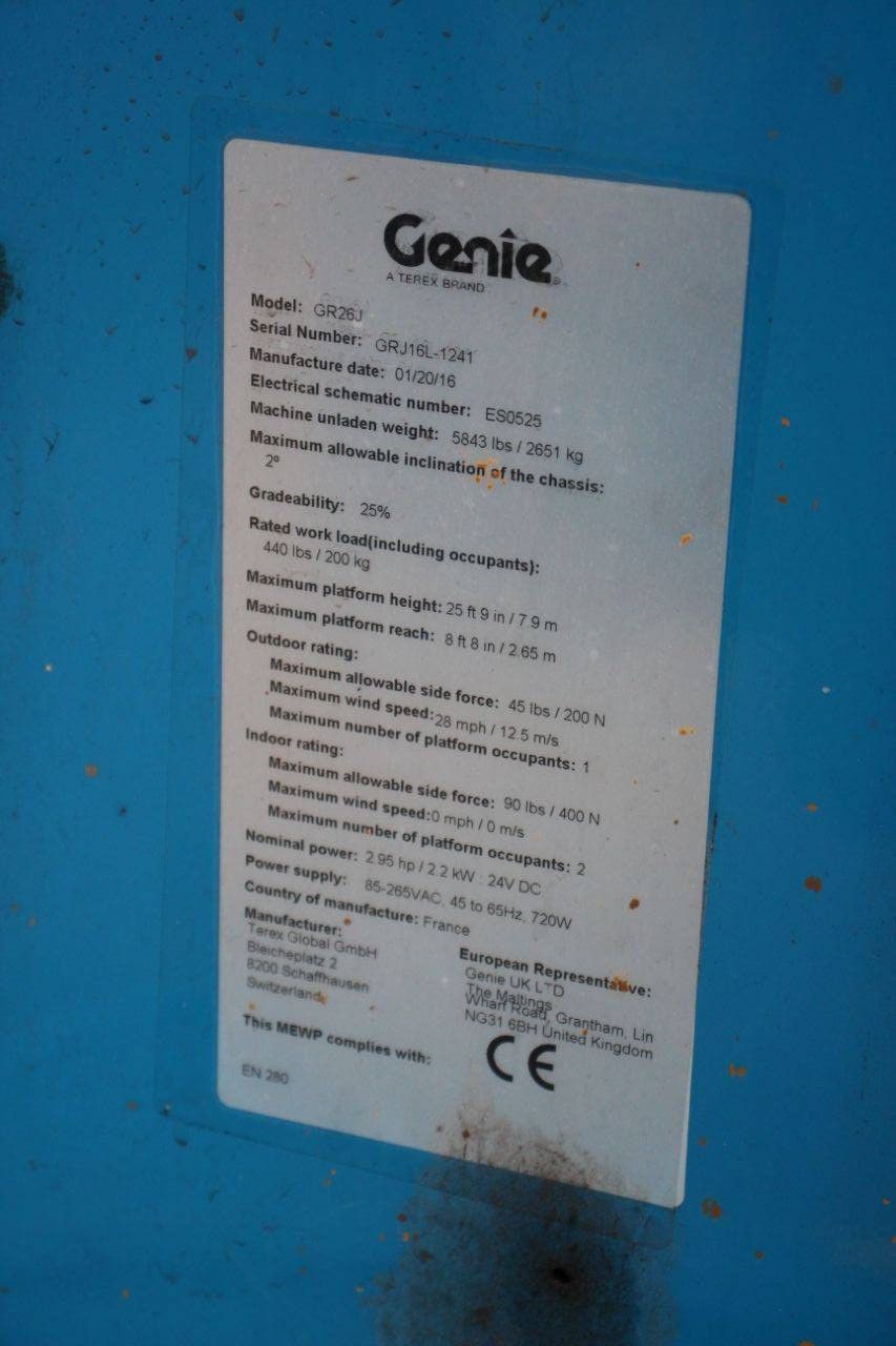 Genie GR-26J Electric Mast Lift 9.9m 2016