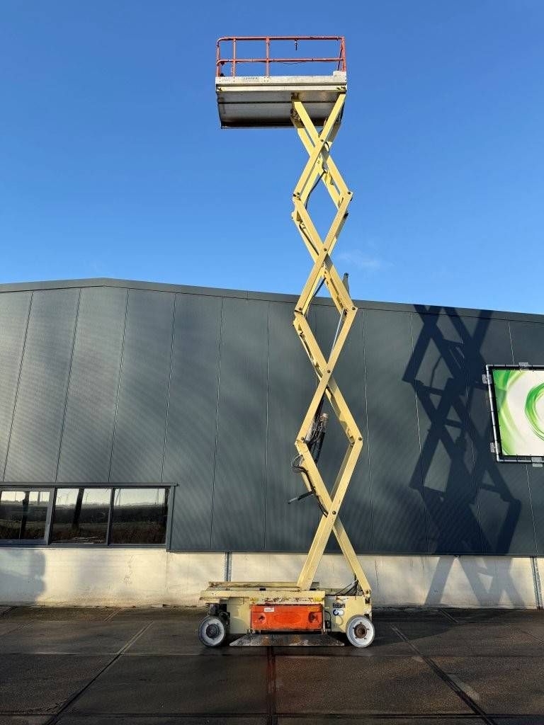 Scherenarbeitsbühne JLG 3246ES Elektrisch 11,68 m 2013