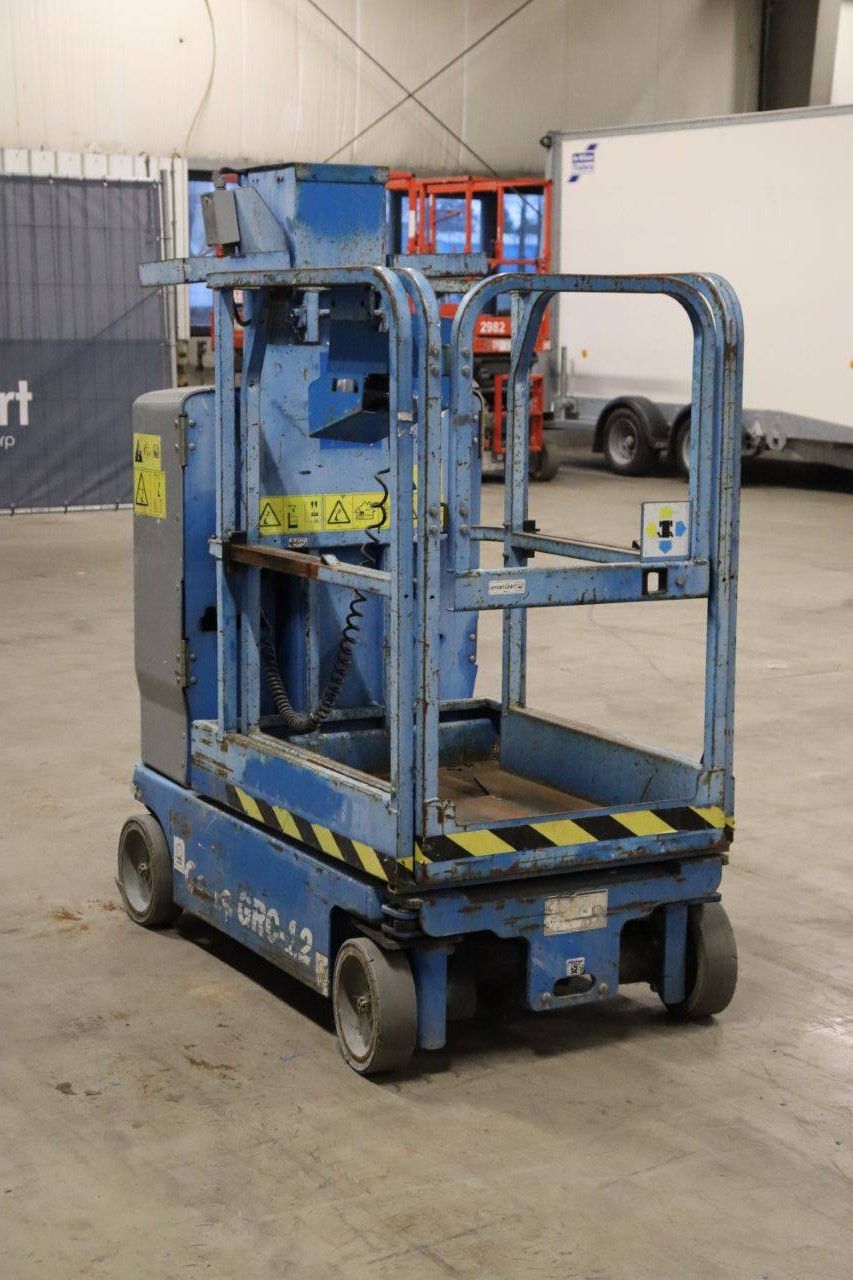 Genie GRC-12 Electric Mast Lift 5.66m 2016