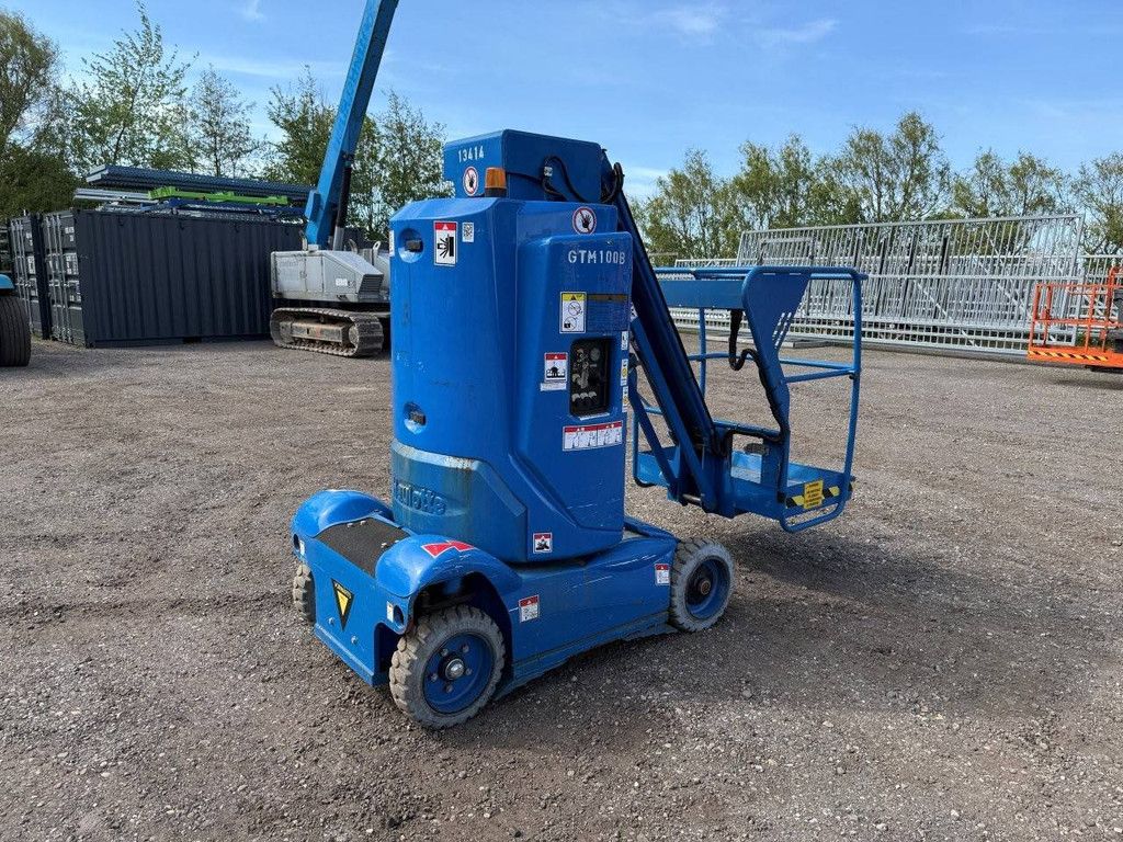 Haulotte Star 10-1 Electric Mast Lift 200kg 10m 2014