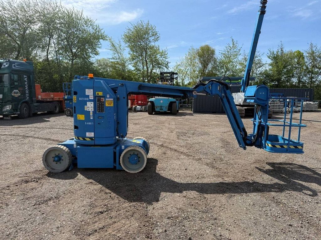 Genie Z-30/20N RJ Electric Mast Lift 10.9m 2013