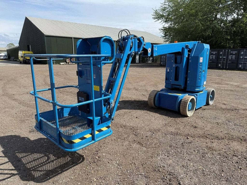 Genie Z-30/20N RJ Electric Mast Lift 10.9m 2013