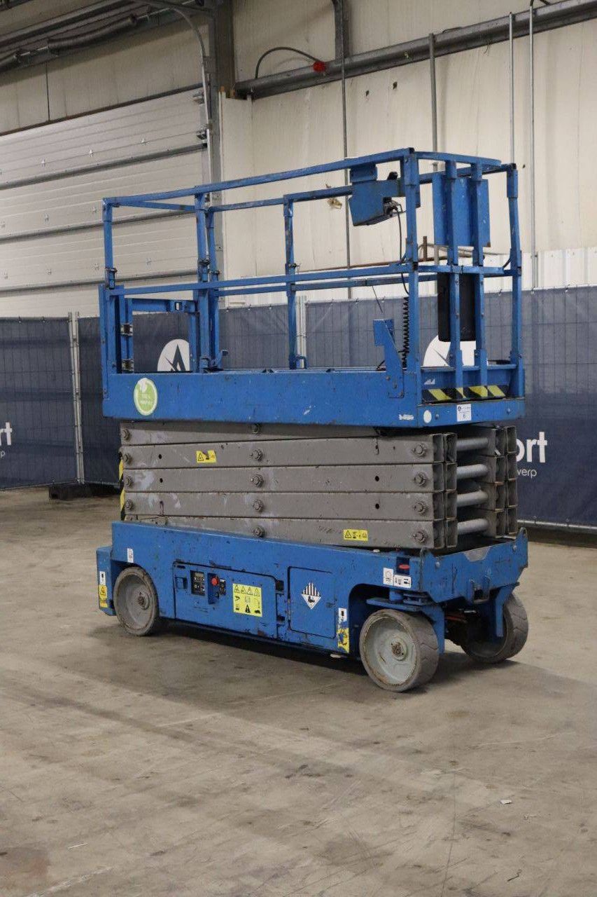 Scissor lift Genie GS-3232 Electric 11.75m 2014