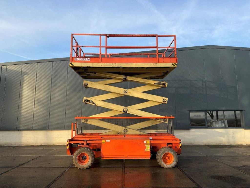 Schaarhoogwerker Holland Lift Monostar Q135EL24 Elektrisch 15.5m 2010