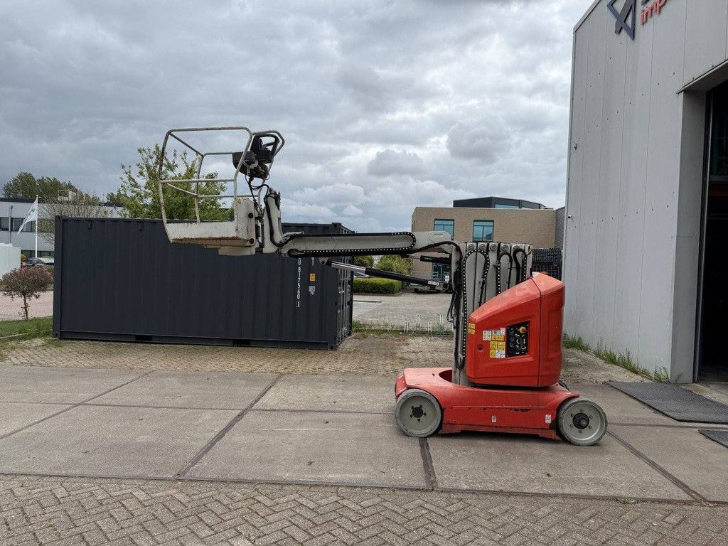 JLG Toucan 12E Plus Electric Mast Lift 12.65m 2015
