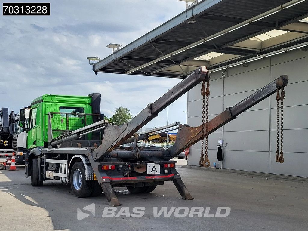 Mercedes Antos Antos 1843 4X2 14 tons Hyvalift skiploader Automatic Euro 6
