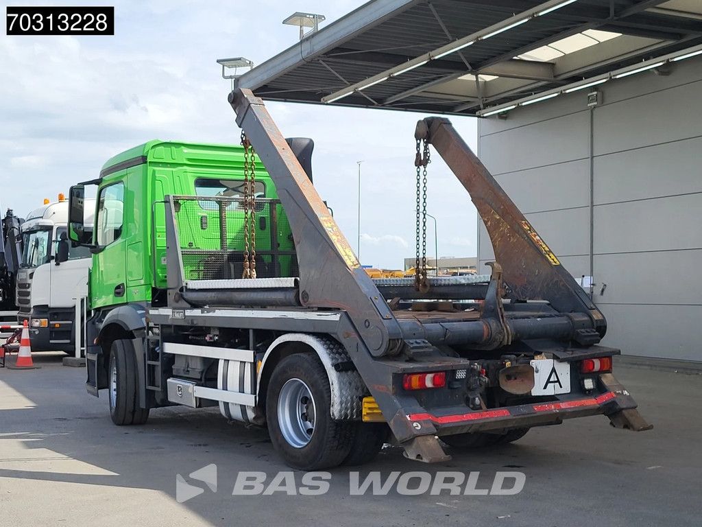 Mercedes Antos Antos 1843 4X2 14 tons Hyvalift skiploader Automatic Euro 6