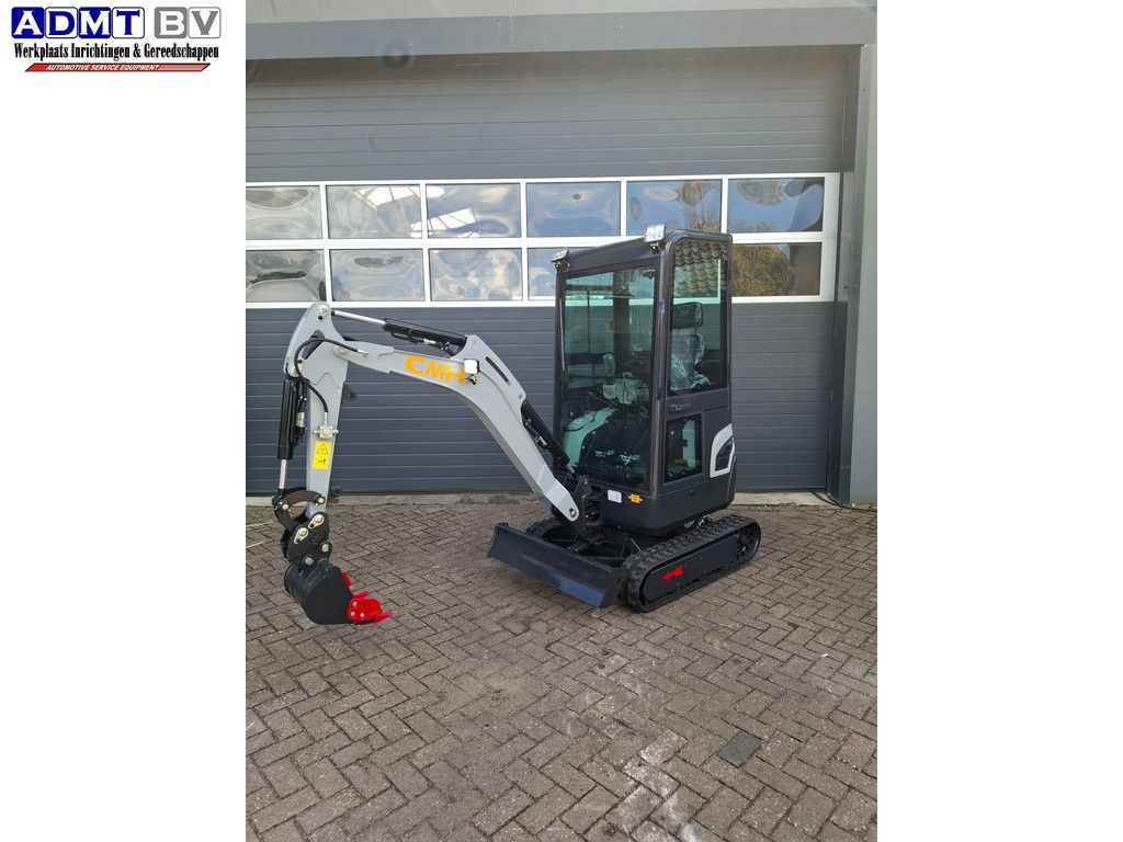 CMH F15ZSKC1.5 tons Minigraver motor kubota D722