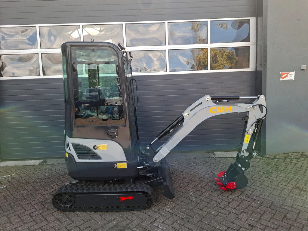 CMH F15ZSKC1.5 tons Minigraver motor kubota D722