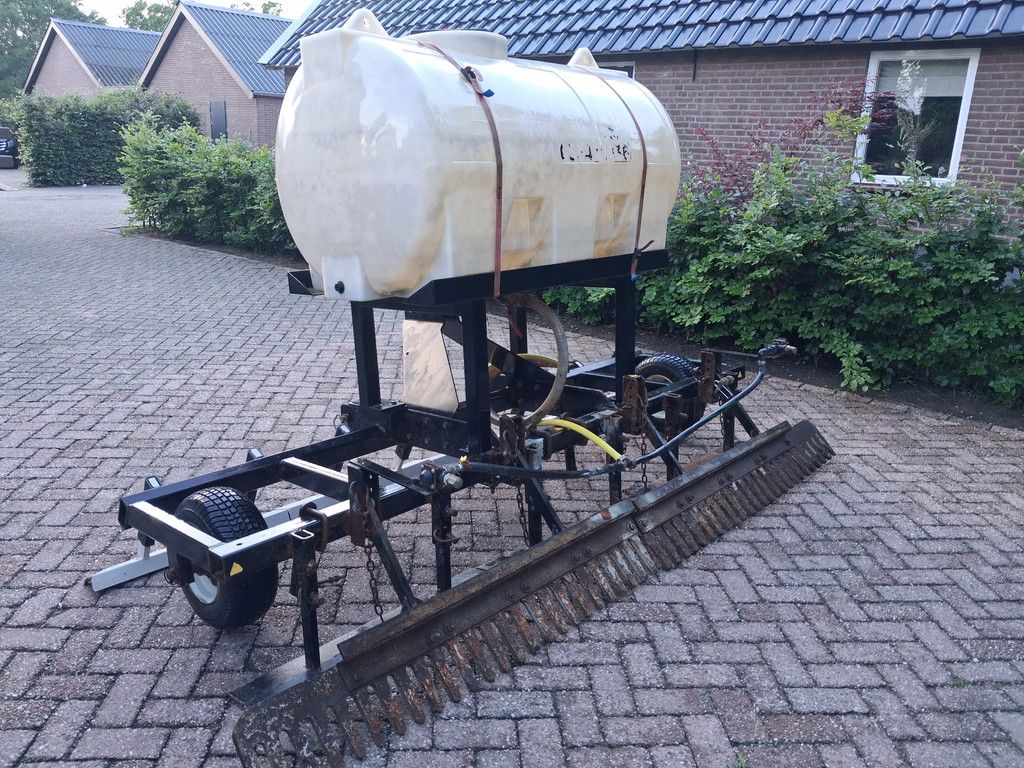 Manager vlakker weidesleep met water sproeier 3m