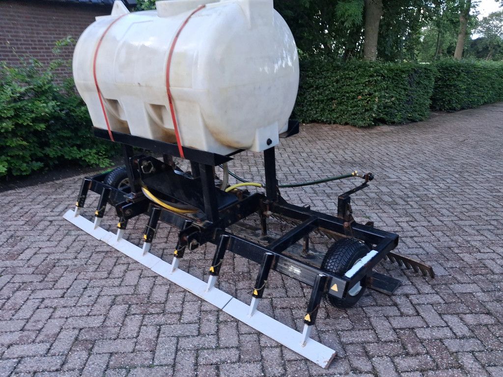Manager vlakker weidesleep met water sproeier 3m
