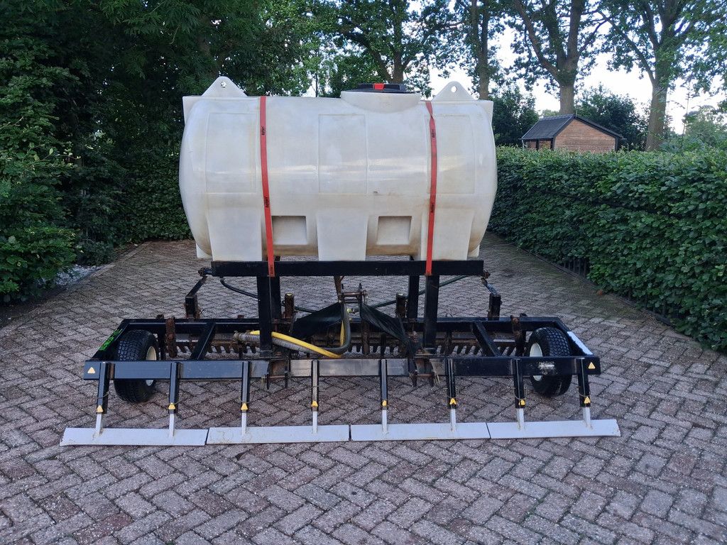 Manager vlakker weidesleep met water sproeier 3m