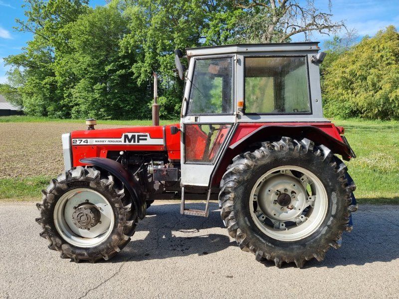 Massey Ferguson 274S