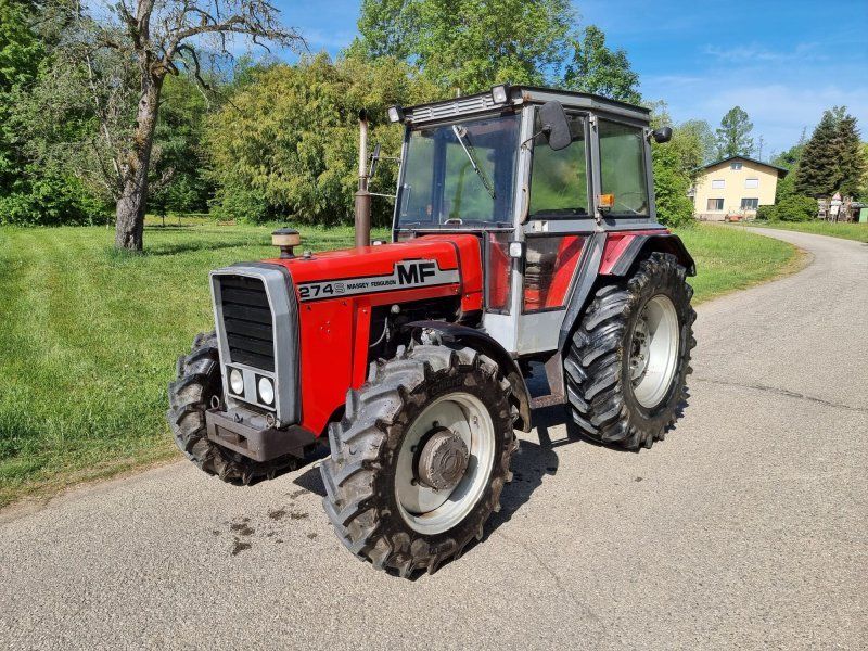 Massey Ferguson 274S