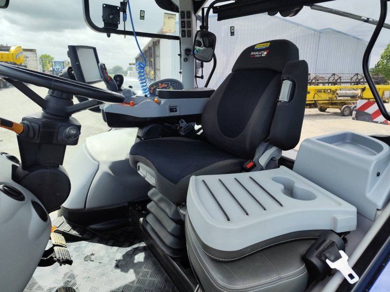 New Holland T7 270 AC