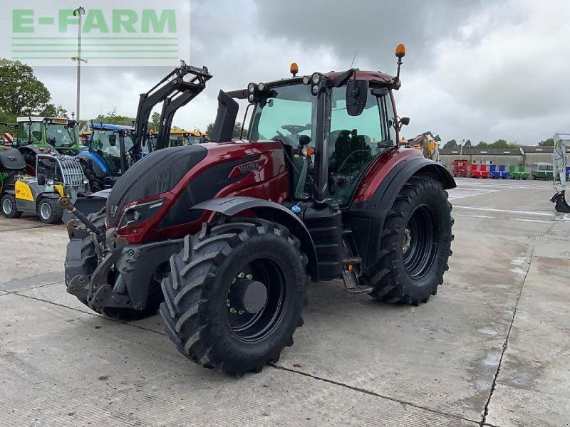 Valtra t174 versu unlimited (st26322)