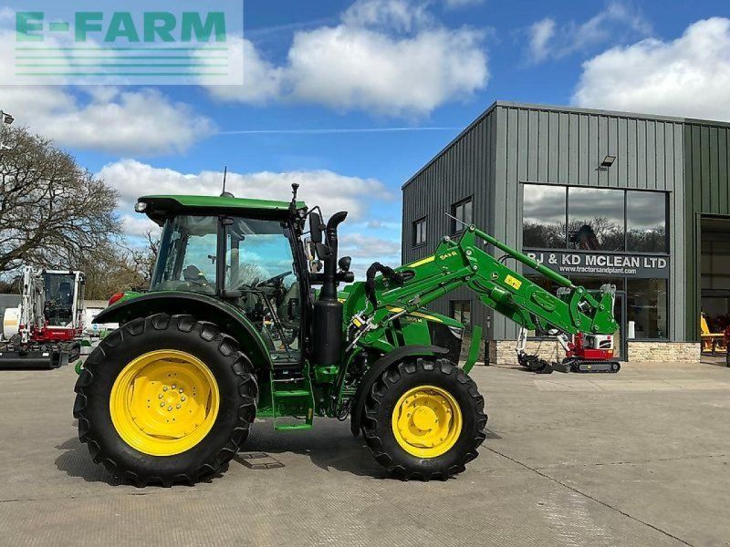 John Deere 5105m