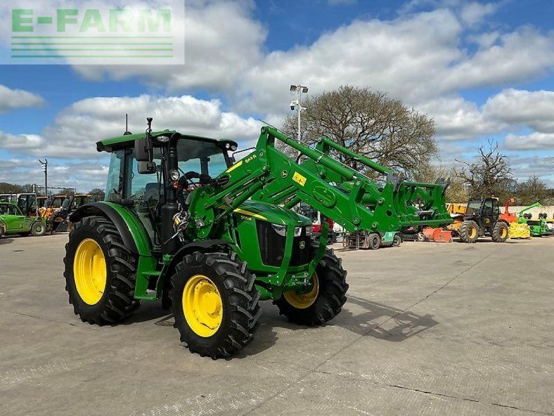 John Deere 5105m