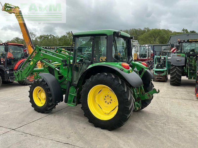 John Deere 6230