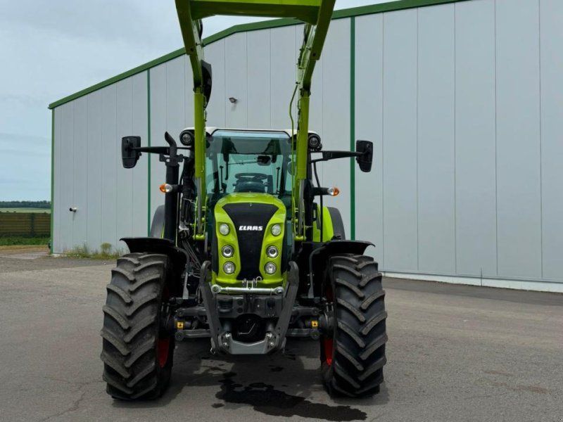 Claas Arion 470