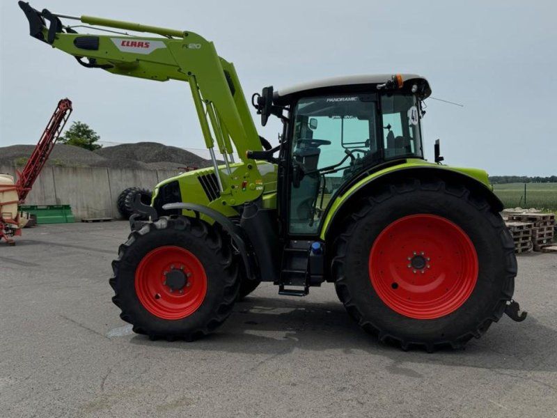 Claas Arion 470