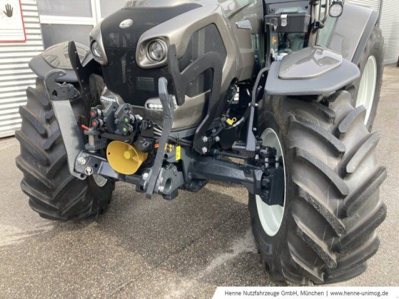 Lindner Lintrac 130